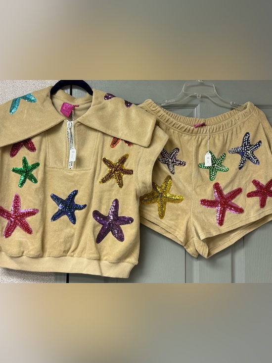 QUEEN OF SPARKLES Other - QUEEN OF SPARKLES Beige Terry Cloth Starfish Sequin Set
